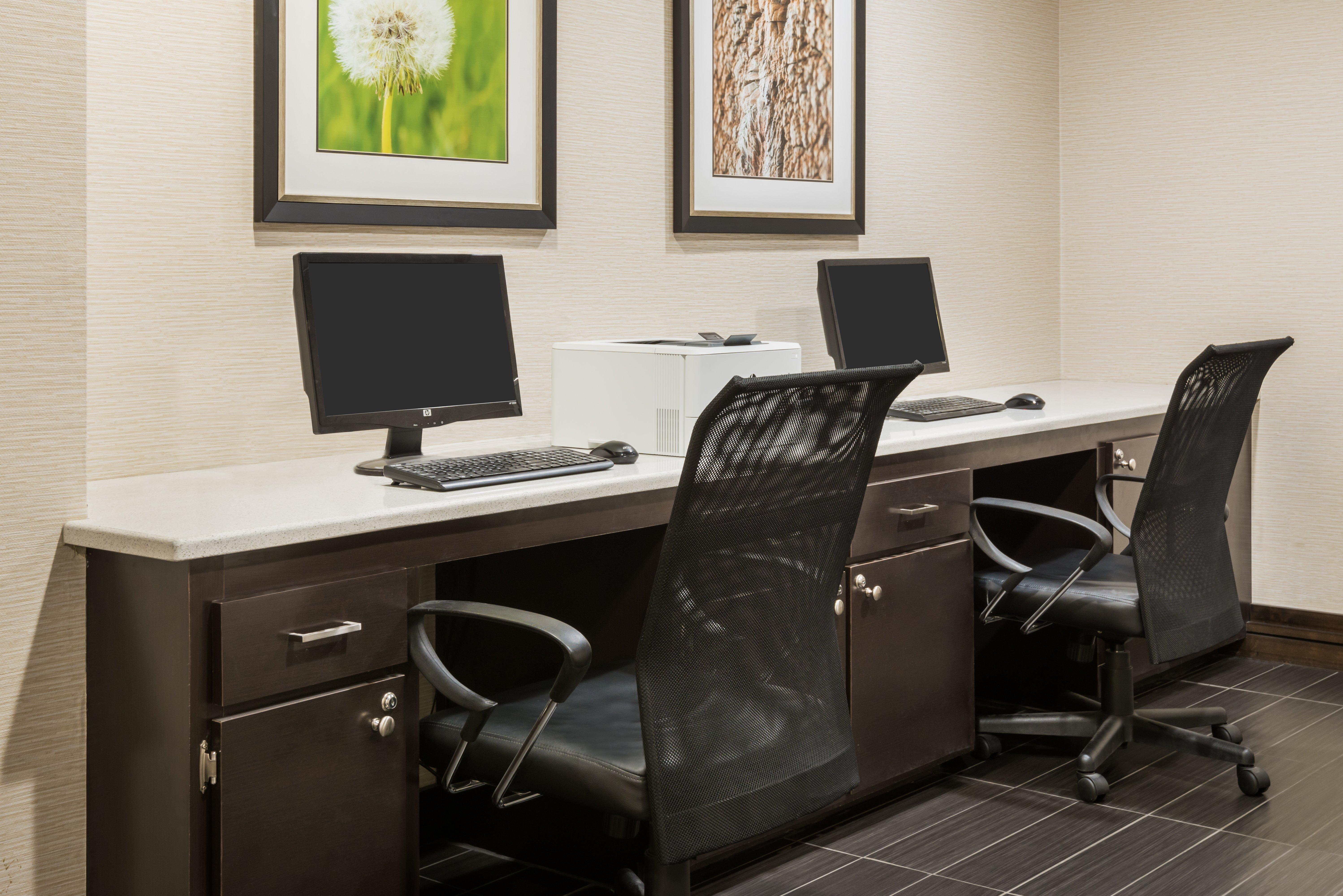 Holiday Inn Express Hotel & Suites Bentonville By Ihg Exterior photo